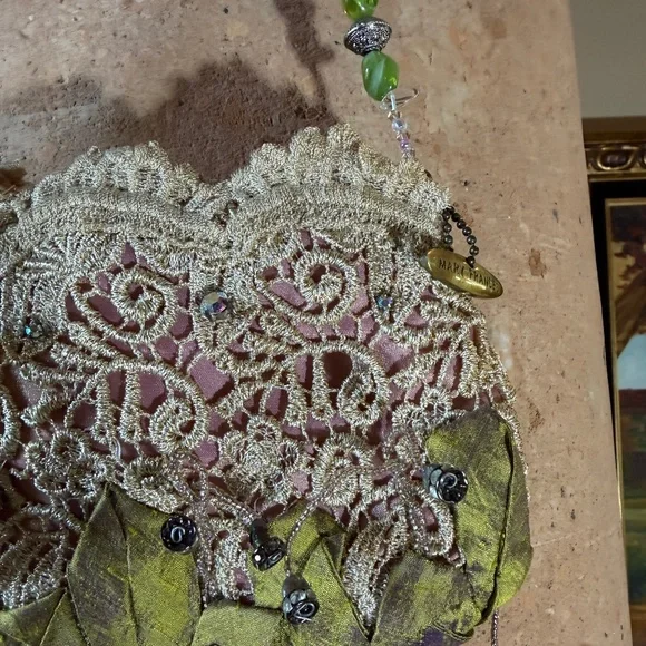 EUC Mary Frances handbag hand beaded - Picture 4 of 12